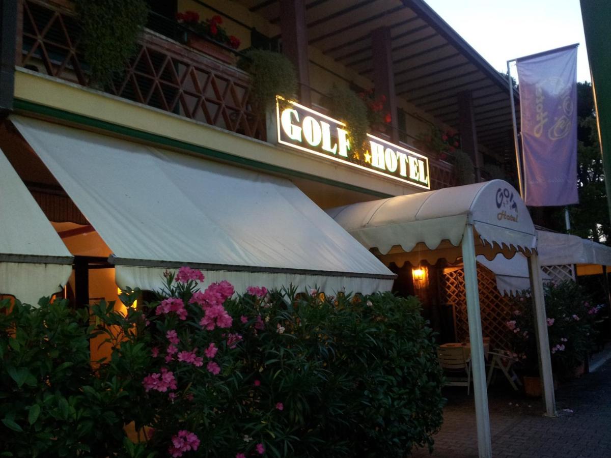 Golf Hotel フォルテ・デイ・マルミ エクステリア 写真